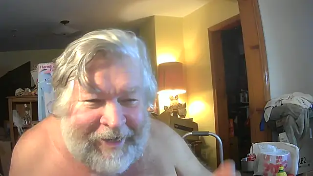 bear8624 Chat XXX live