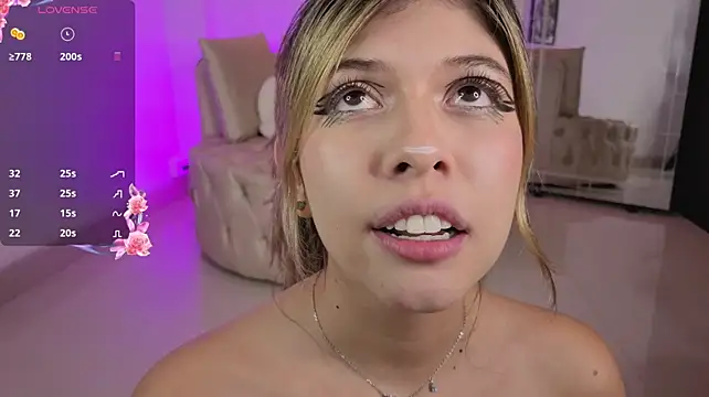 XXX chat uživo modela NATAASHA___