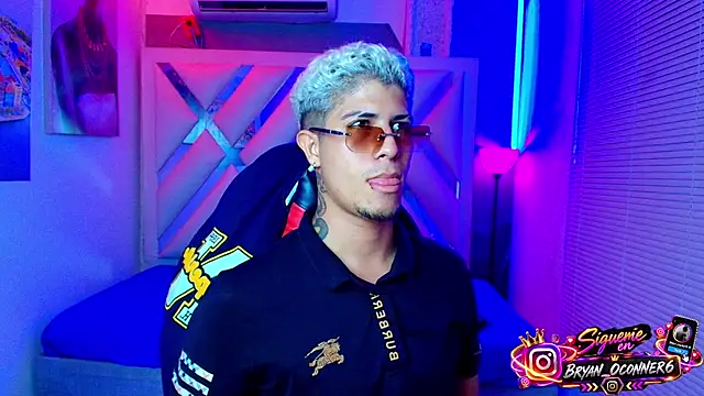 dominic_connor's Live XXX Chat