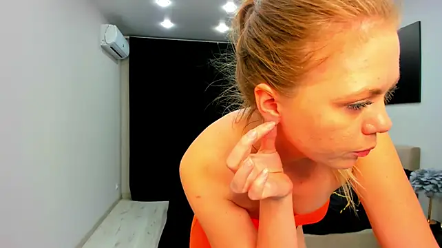 Czat XXX na żywo – Strawberrye