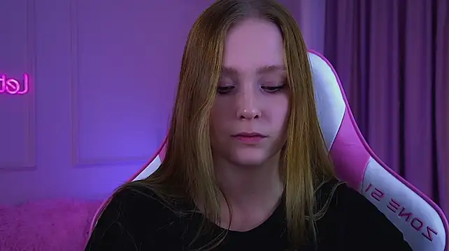 AgataFoxley's Live XXX Chat