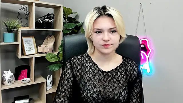 SweetLilyxo's Live XXX Chat