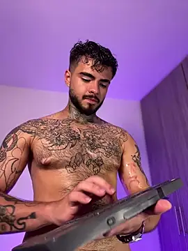 دردشة Benjii_Carter1 الجنسية المباشرة