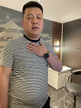 zhang1118 라이브 XXX 채팅