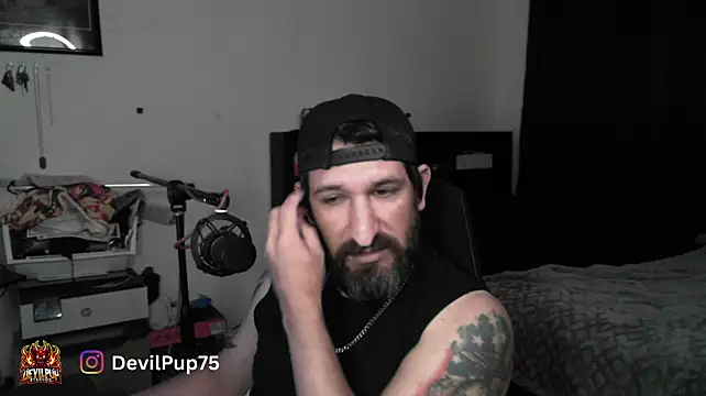 DevilPup75_ – Live XXX-chat