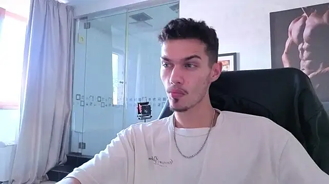 Chat XXX ao vivo de KaydenDrew