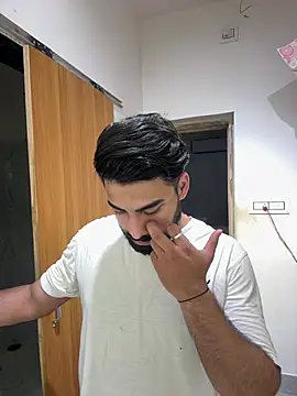 Chat +18 de Royalboy_03 ao vivo