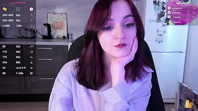 Chat +18 de lina__tyaaan ao vivo
