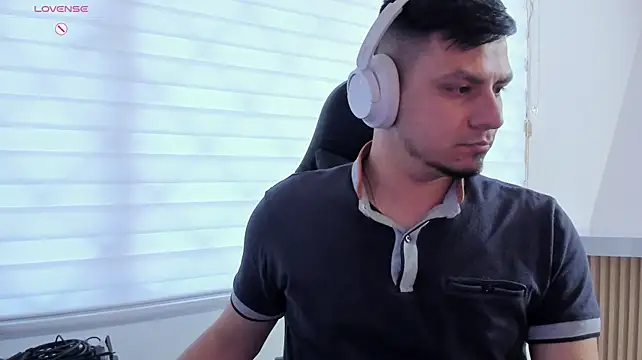 Rick_Adams Live XXX-Chat