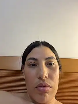 Chat +18 de Anna_Bitch_Disgustingg ao vivo
