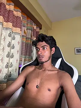 Živý XXX chat GunSlay