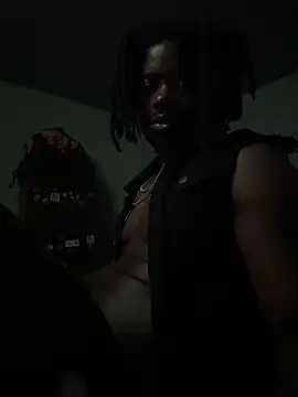צ'אט XXX בשידור חי של TheMightyDxXx