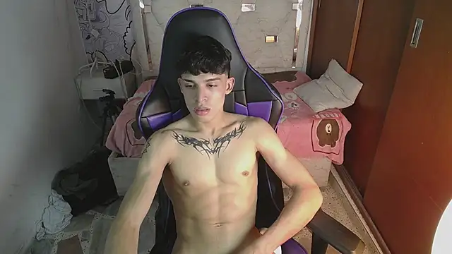 Liom_Gym's Live XXX Chat