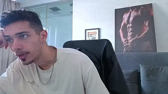 Chatroom XXX en direct de KaydenDrew