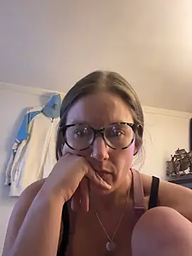 imyoursfornow22's Webcam Show