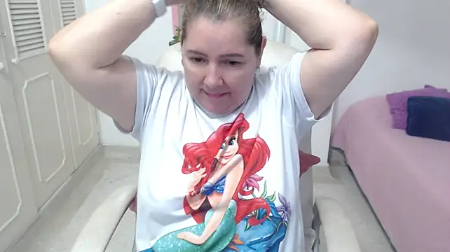 leonela_69's Live XXX Chat