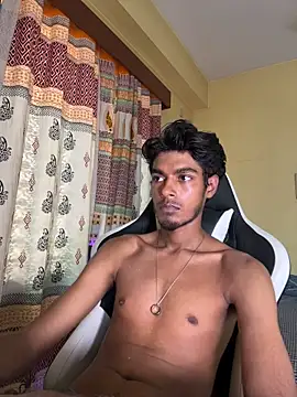 Živý XXX chat GunSlay