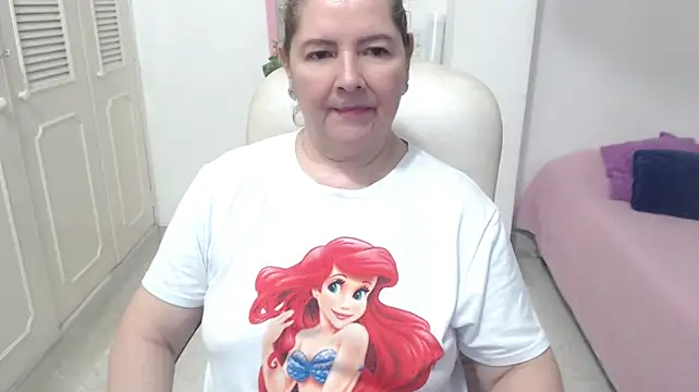 Chat +18 de leonela_69 ao vivo