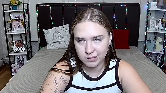 Chat +18 de LauraHlot ao vivo