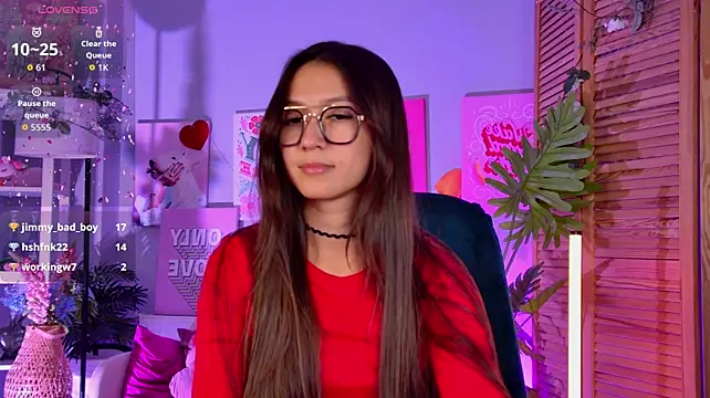 LanaBaker XXX чат на живо