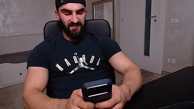 Chat XXX en directo de MicahLane
