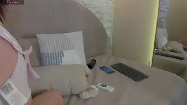 Baby_Wardwell_'s Live XXX Chat