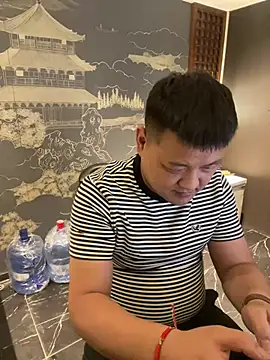 zhang1118 Chat XXX in diretta