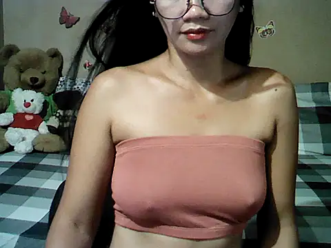 Chat +18 de Mia_Rein ao vivo
