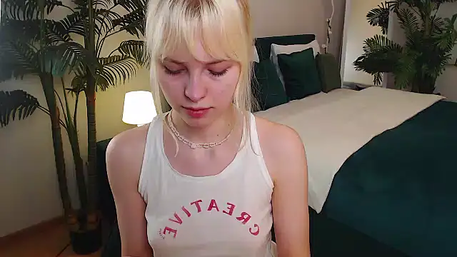 XXX chat uživo modela HannahHolliss