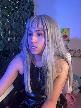 Eymmy_24's Live XXX Chat