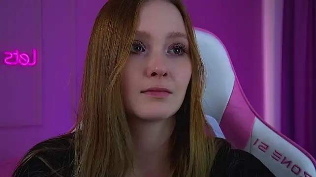 Chat +18 de AgataFoxley ao vivo