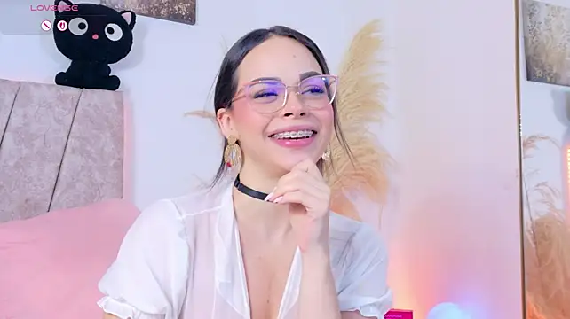 Chat XXX en directo de Maddie_Evanss