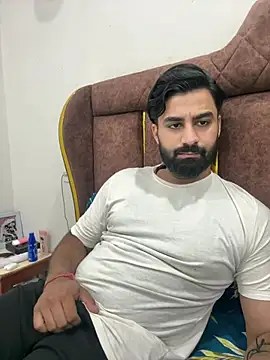 XXX chat uživo modela Royalboy_03