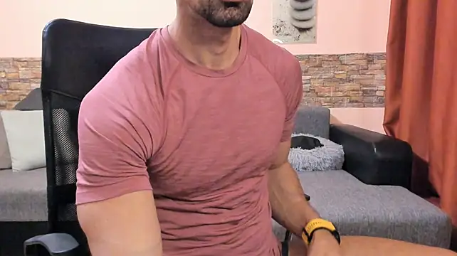 Živý XXX chat HotHunkTrainer
