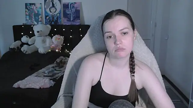 Chat +18 de Little_flowers ao vivo