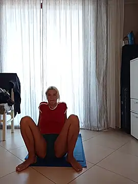 PEACE_DANCE's Live XXX Chat