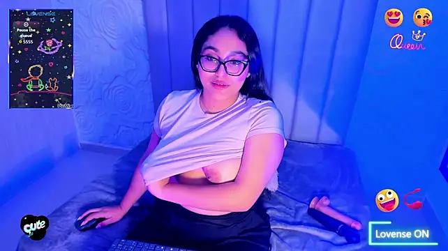 Lya_dubois_'s Live XXX Chat