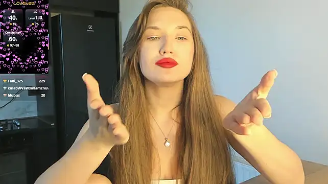 Holly_Molii 现场XXX聊天