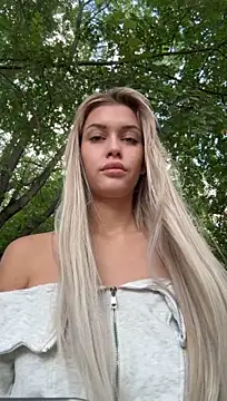 KikiWatson's Live XXX Chat