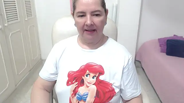 leonela_69's Live XXX Chat
