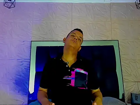 แชท XXX สดของ Papi_95