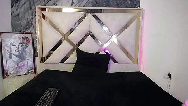 miss_Scarletcs Chat XXX live
