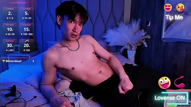 XXX chat uživo modela CalvinChapman