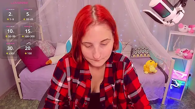 KiraElwood's Live XXX Chat