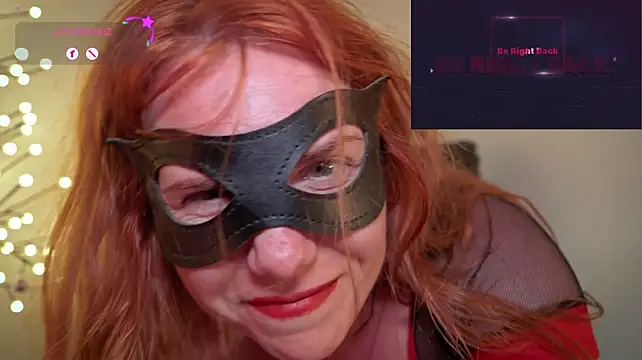 Chat +18 de GingerAleMILF ao vivo