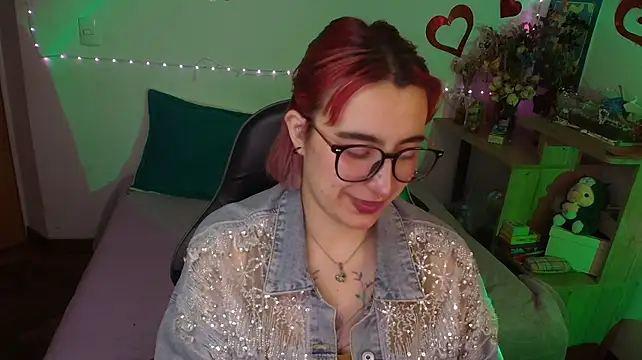 Miacatsito3 Adlı Modelin Canlı XXX Sohbeti