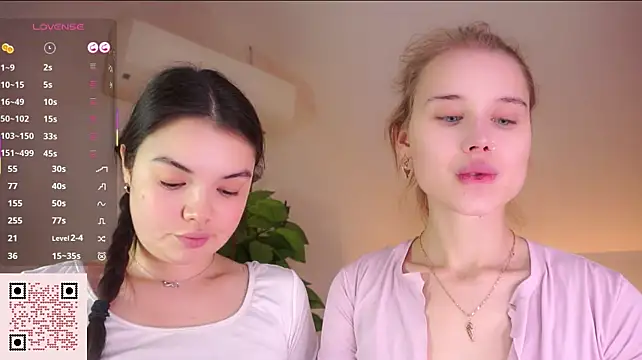 GrayceBonifacio's Live XXX Chat