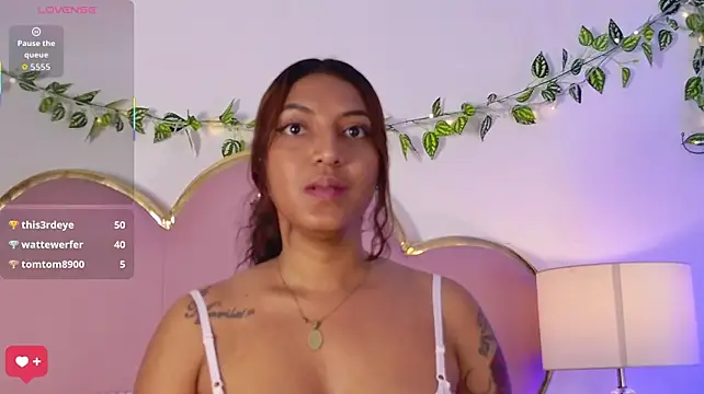 AyleenAcosta 现场XXX聊天