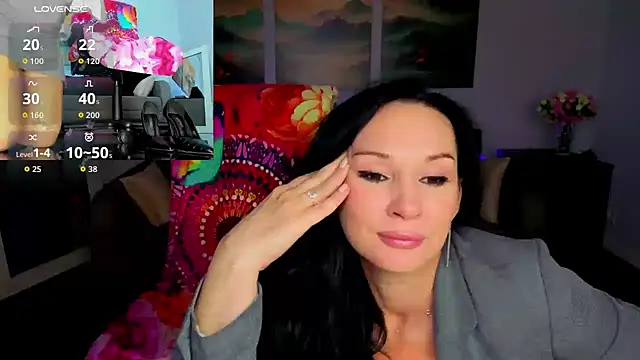 Sofia_Ford 라이브 XXX 채팅