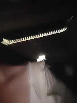 OnehitttのライブXXXチャット